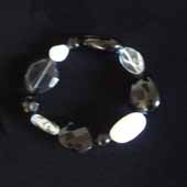 Bracelet perles noires et blanches